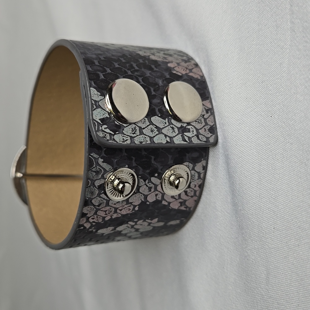 Cuff Bracelet Bundle, 3 Bracelets - Picture 6 of 10